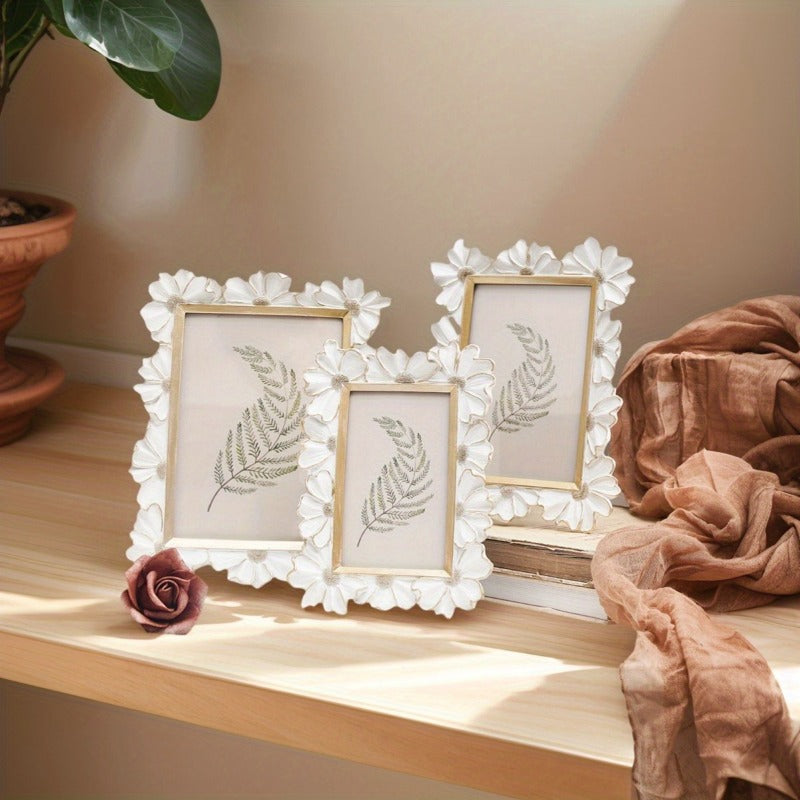 1pc White Resin Photo Frame with 3D Realistic Daisy Flower - Vertical\u002FHorizontal Square Picture Frame, Contemporary Tabletop or Wall-Mountable Display for home, desk, for bokeh-creating picture Framing (Compatible with Smartphones\u002FCameras)