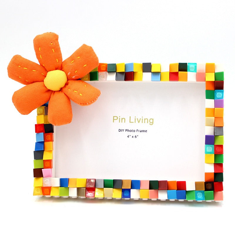 A Easy Project for Creating a Photo Frame with Building Blocks, Perfect for a Parent-Child Activity. This Makes a Thoughtful Gift for Weddings, Birthdays, Or Valentine'S Day