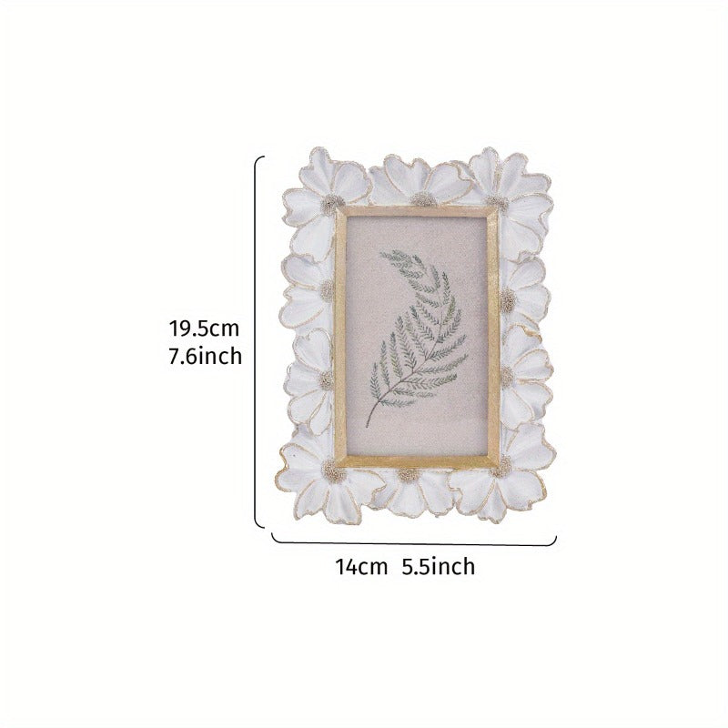 1pc White Resin Photo Frame with 3D Realistic Daisy Flower - Vertical\u002FHorizontal Square Picture Frame, Contemporary Tabletop or Wall-Mountable Display for home, desk, for bokeh-creating picture Framing (Compatible with Smartphones\u002FCameras)